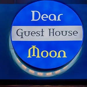 2* Guest house Dear Moon